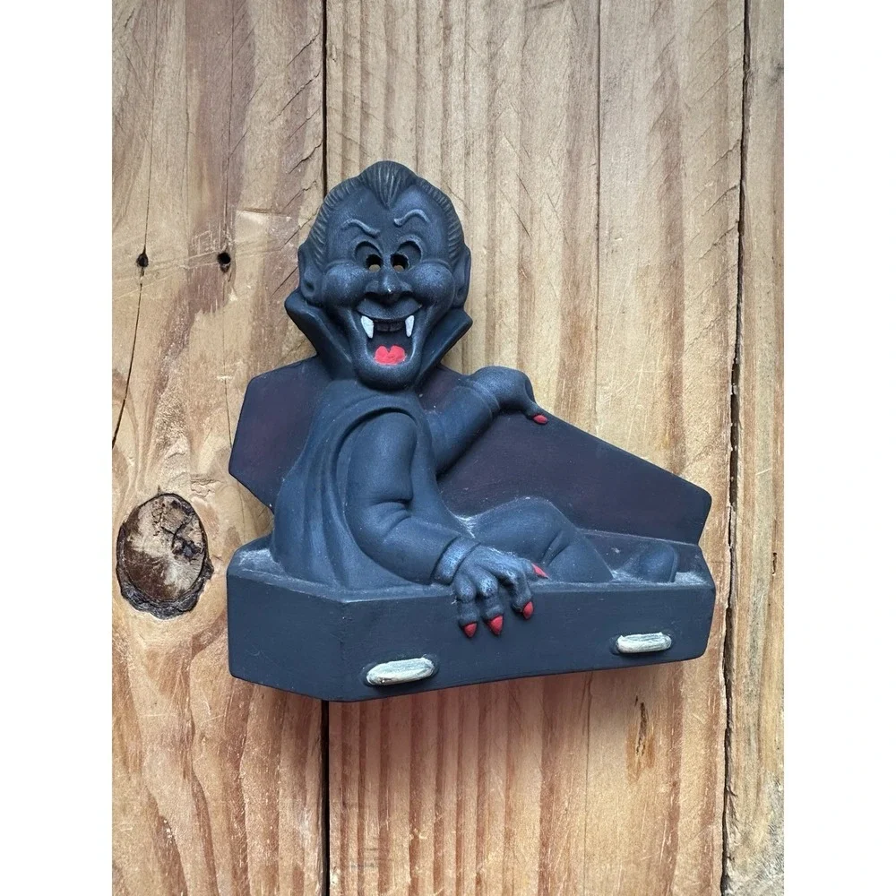 VTG Dracula Vampire In Coffin‎ Painted Ceramic Halloween Figurine Decor Fangs 5